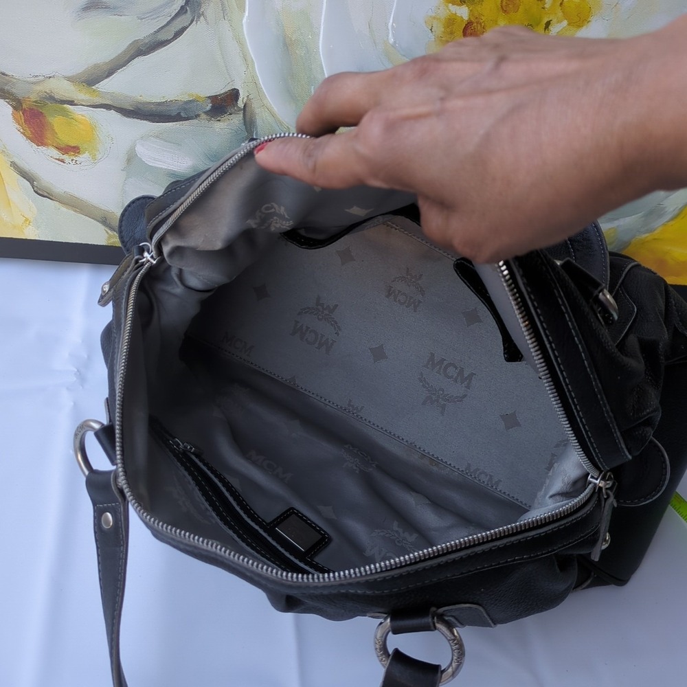 Authentic MCM Black Leather bag - Picture 11 of 16